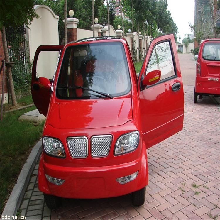 純電動小轎車